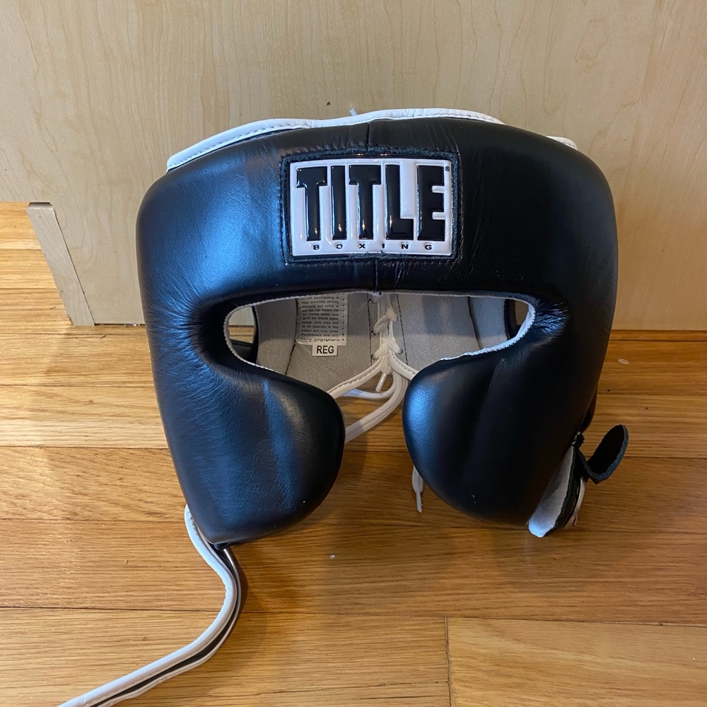 TITLE Boxing Headgear - NEW